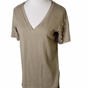 Entro v-neck tee with pearl embellished sl…♡